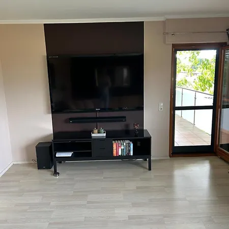 Appartement Stilvolle Im Zweifamilienhaus Mit Feldrandlage Und Zentraler Lage