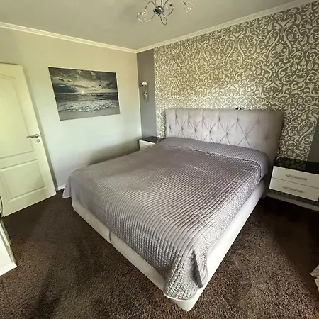 Apartamento Stilvolle Im Zweifamilienhaus Mit Feldrandlage Und Zentraler Lage *